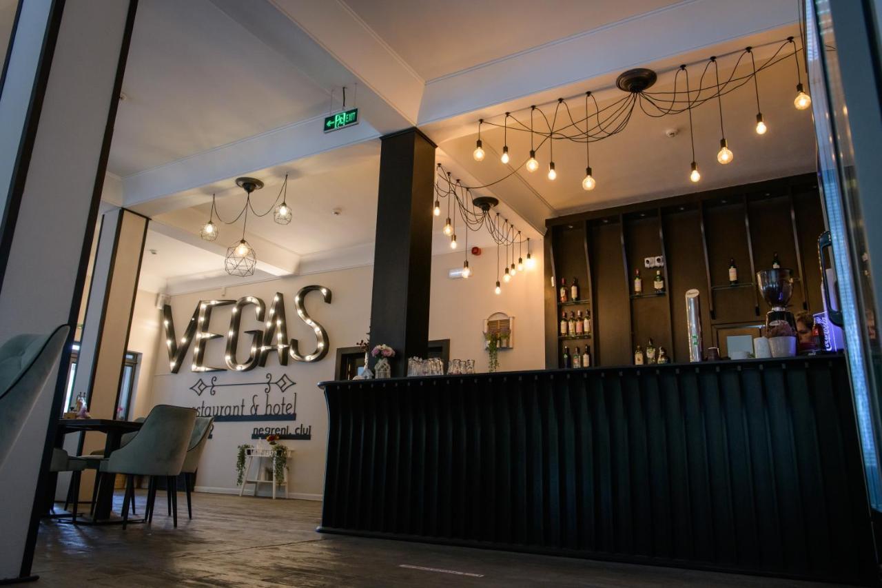 Hotel Vegas Negreni Bagian luar foto