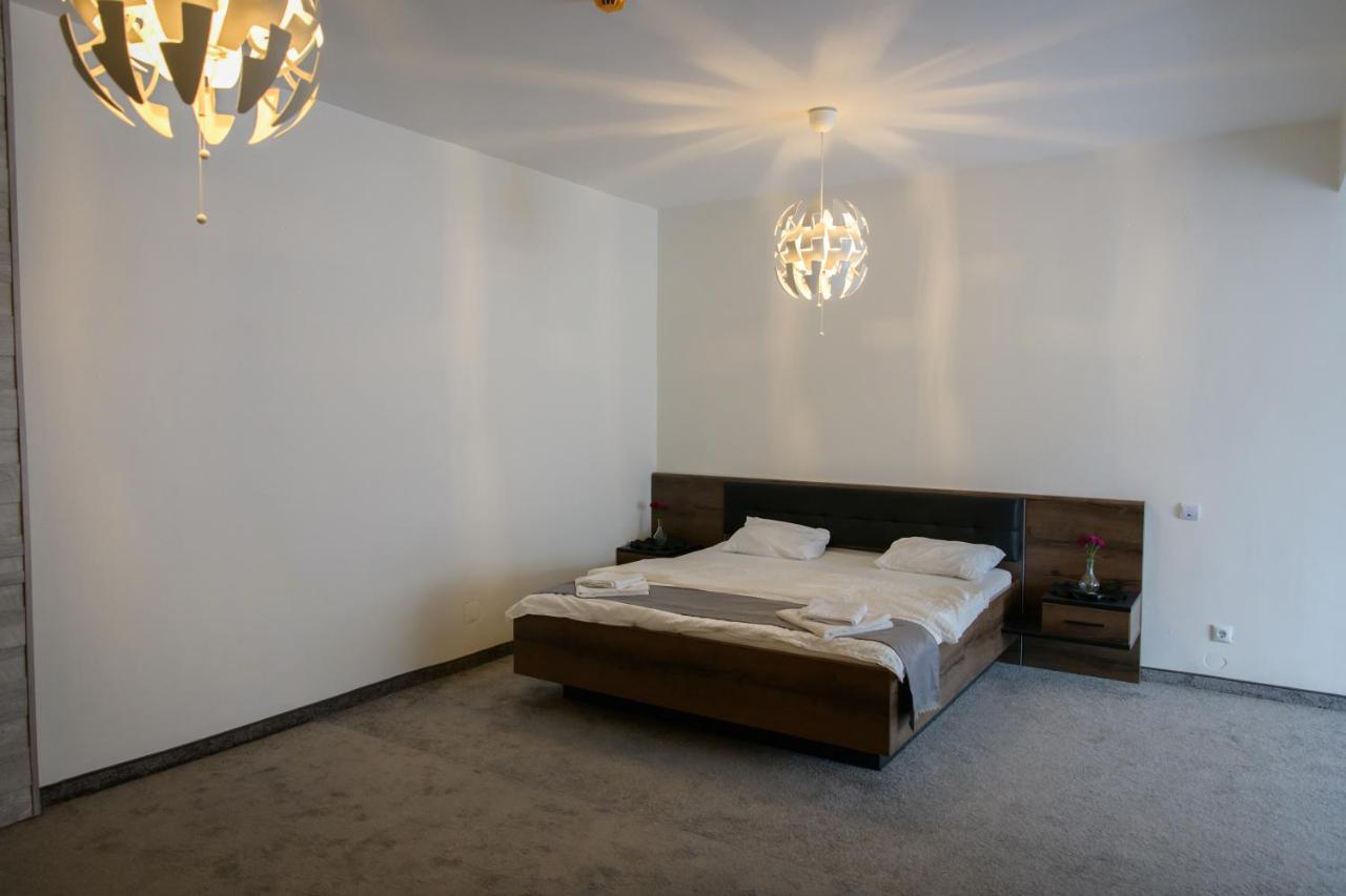 Hotel Vegas Negreni Bagian luar foto