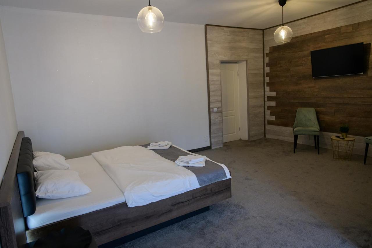Hotel Vegas Negreni Bagian luar foto