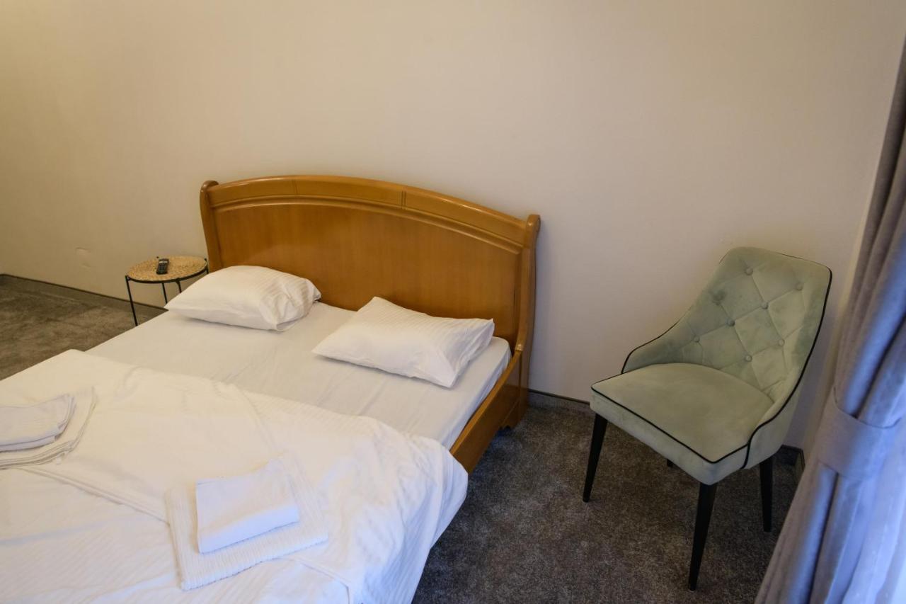 Hotel Vegas Negreni Bagian luar foto